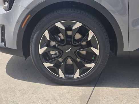 New 2026 Kia Sorento SX FWD image 9