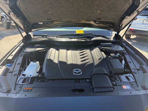 Used 2025 MAZDA CX-90 3.3 Turbo w/ Preferred Package image 32