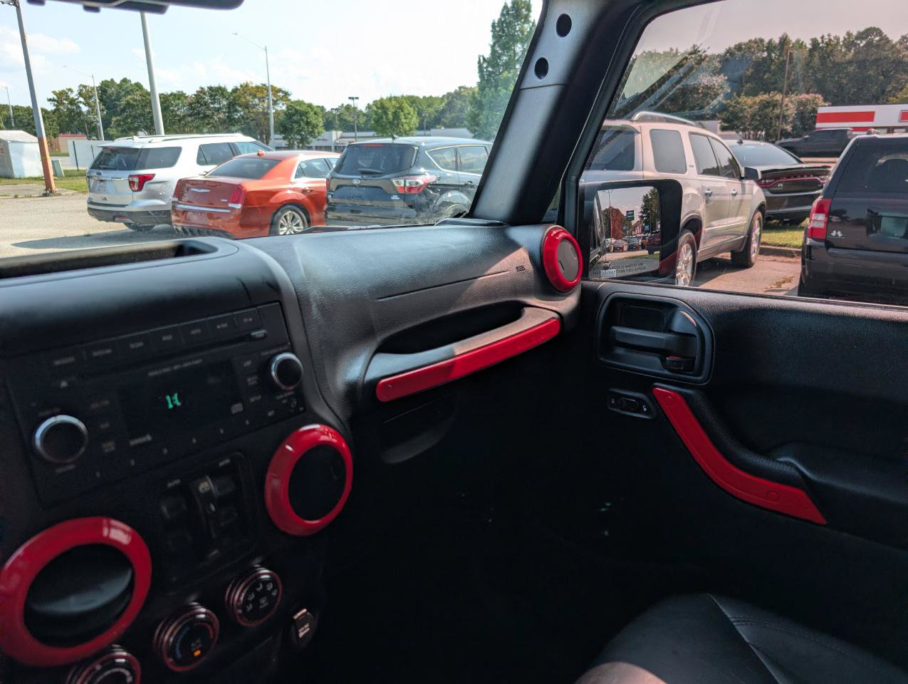 Used 2016 Jeep Wrangler Unlimited Sport w/ Quick Order Package 24S AWD/4WD image 23