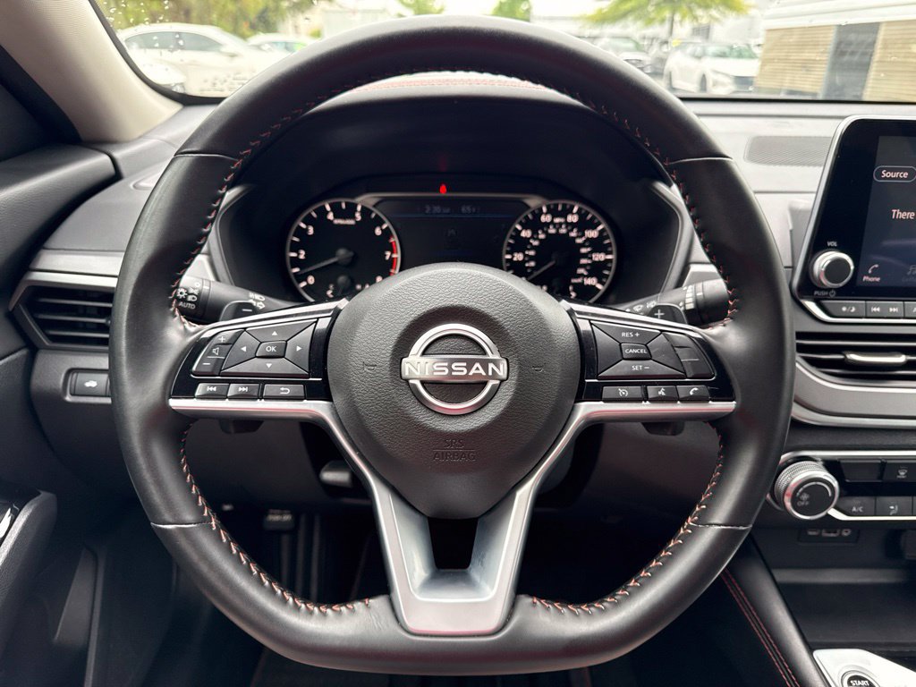 Used 2025 Nissan Altima 2.5 SR FWD image 23