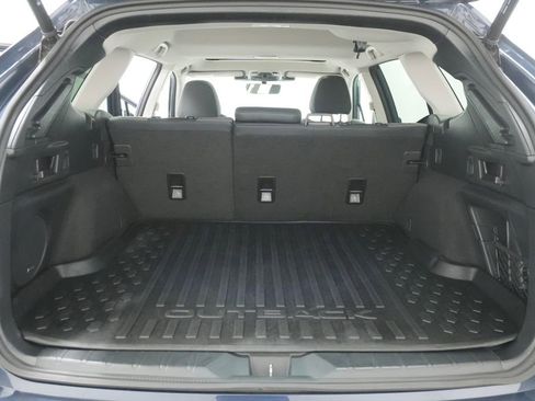Used 2025 Subaru Outback Onyx Edition AWD/4WD image 23