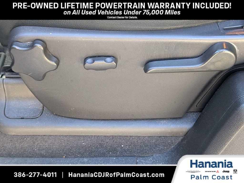 Used 2013 Chevrolet Silverado 1500 LT RWD image 21