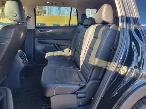 Used 2024 Volkswagen Atlas SEL image 33