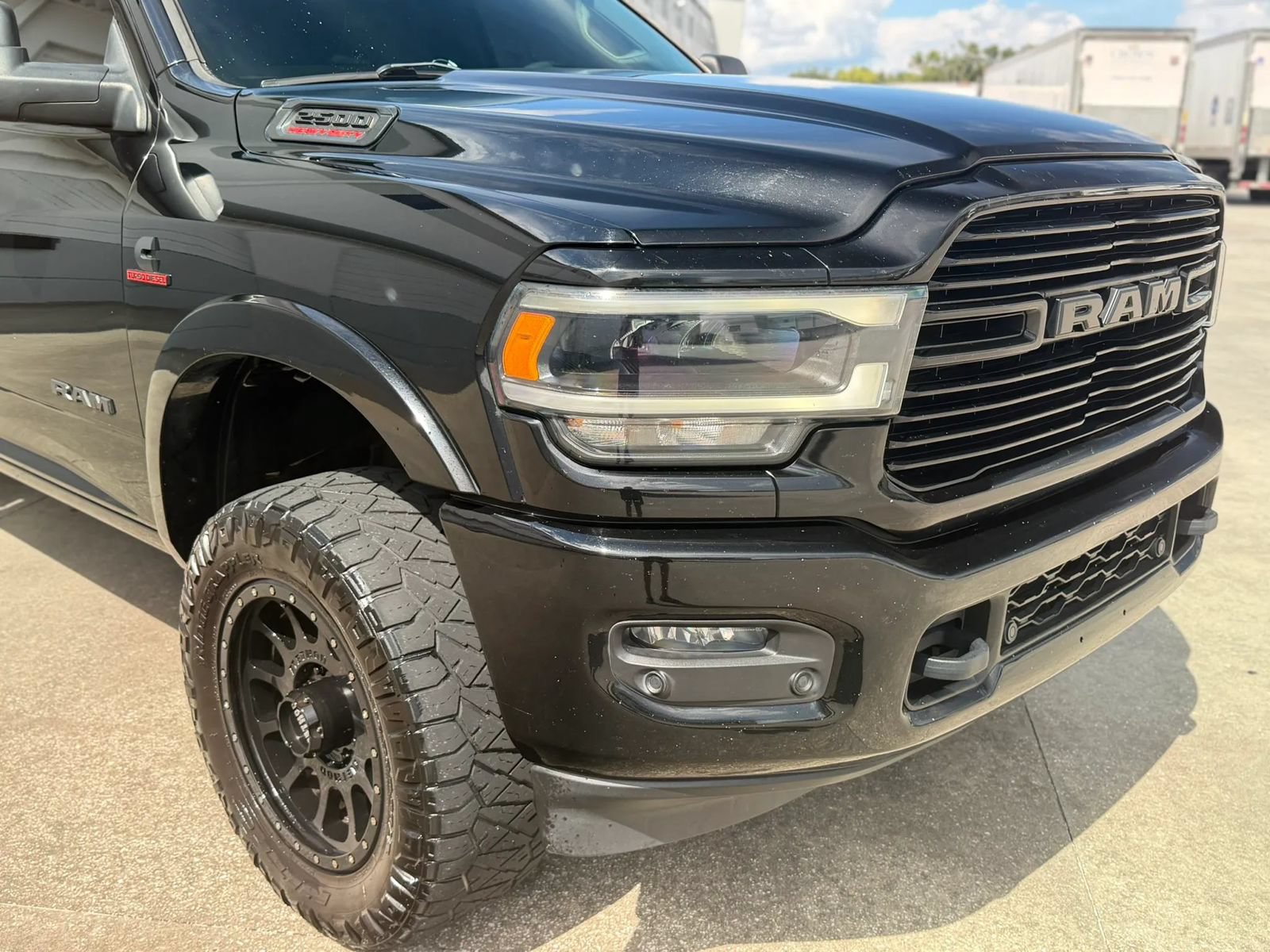 Used 2020 RAM 2500 Laramie w/ Night Edition AWD/4WD image 5