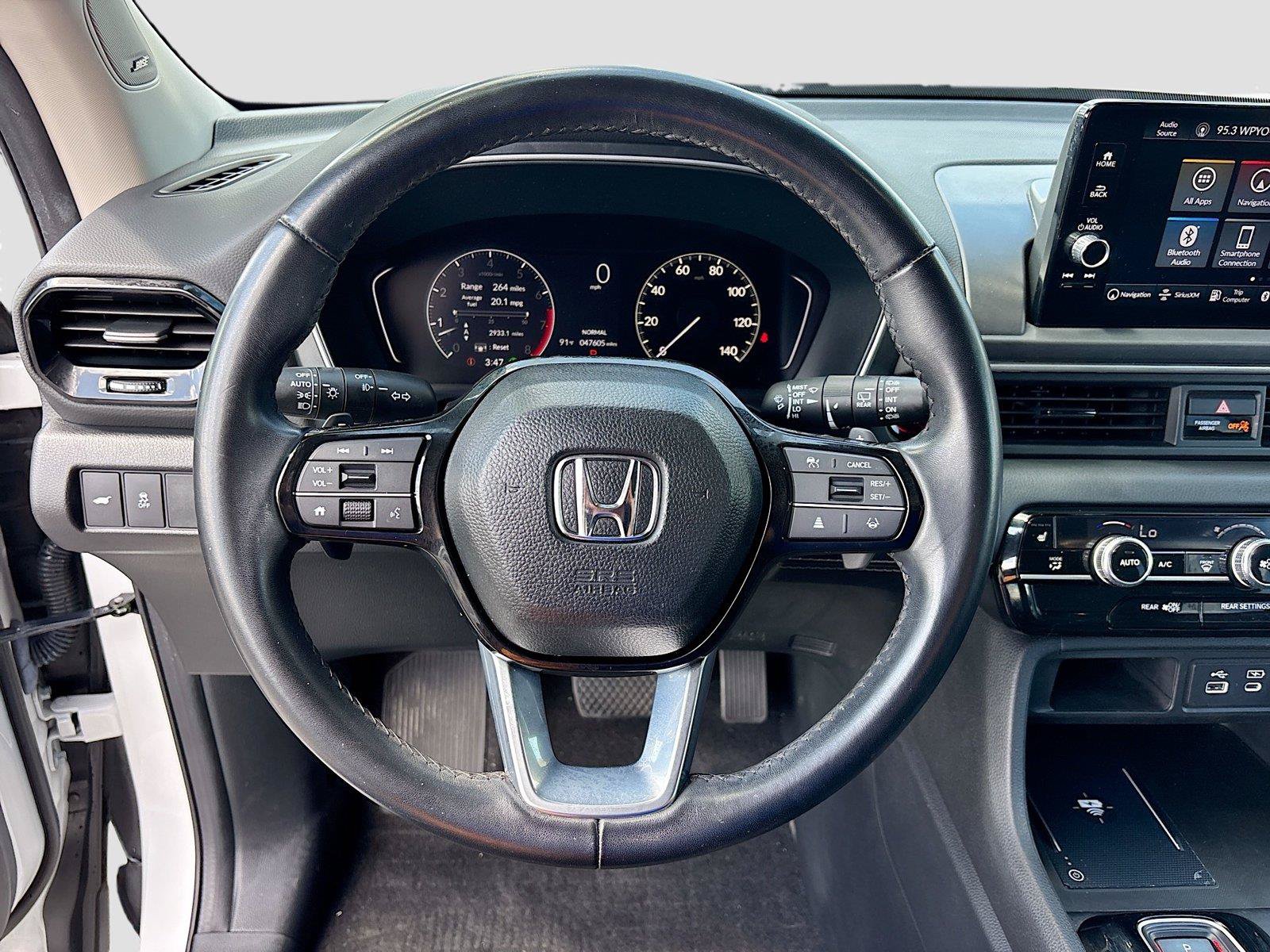 Certified 2024 Honda Pilot Touring image 13