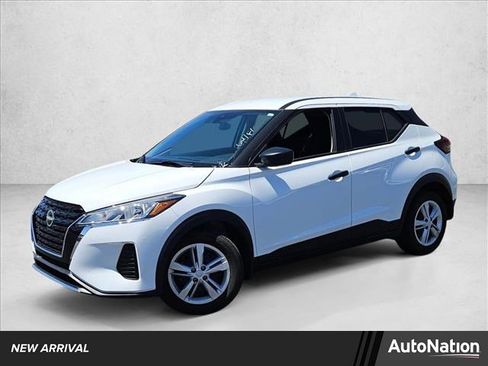 Used 2024 Nissan Kicks S FWD image 1