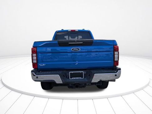 Used 2021 Ford F250 Lariat w/ Lariat Ultimate Package AWD/4WD image 4