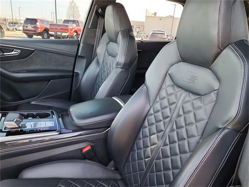 Used 2020 Audi SQ7 Prestige w/ Prestige Package image 22