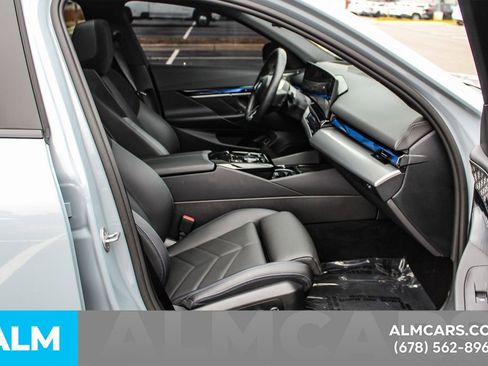 Used 2025 BMW i5 eDrive40i w/ M Sport Package RWD image 20
