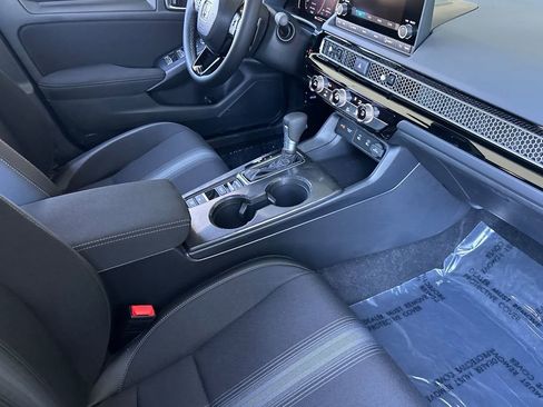 New 2025 Honda Civic Sport image 17