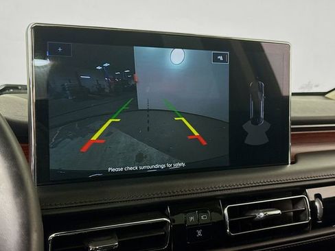 Used 2023 Lincoln Nautilus Reserve image 14