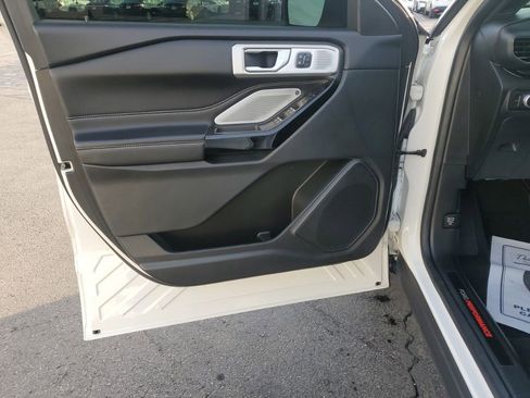 Used 2022 Ford Explorer ST w/ Equipment Group 401A image 12