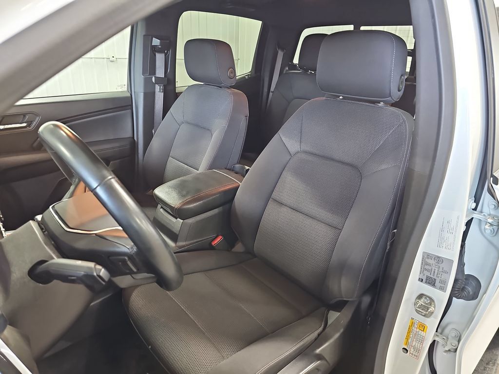 Used 2024 GMC Canyon Elevation w/ Convenience Package AWD/4WD image 14