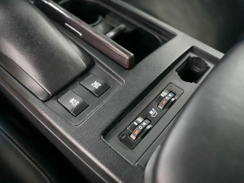 Used 2013 Lexus RX 350 AWD w/ Navigation Pkg image 32
