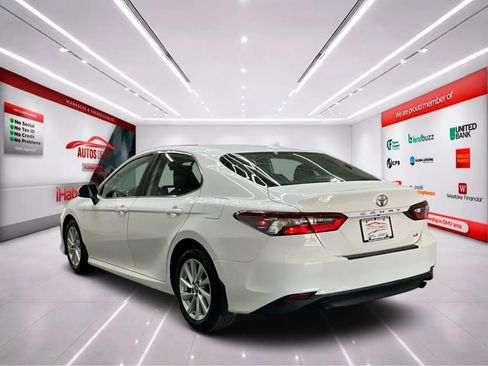 Used 2023 Toyota Camry LE FWD image 6