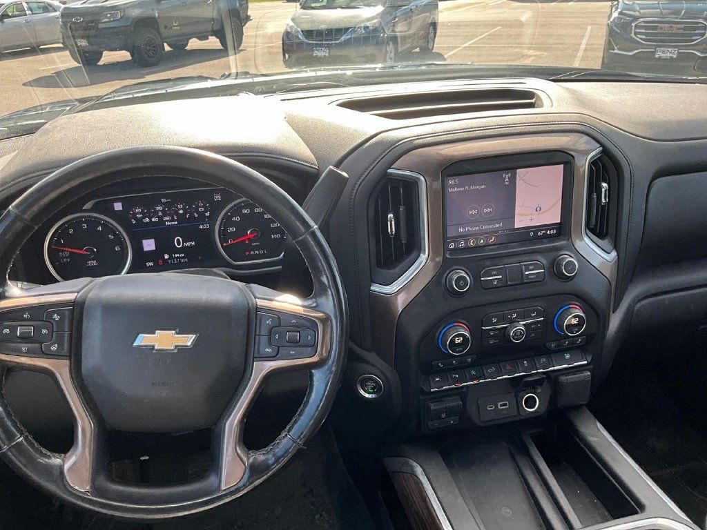 Used 2019 Chevrolet Silverado 1500 High Country w/ Technology Package AWD/4WD image 10