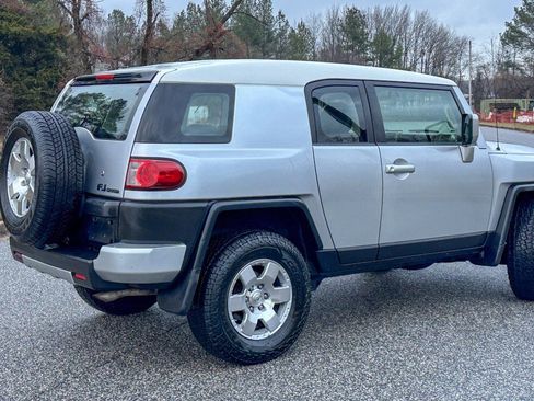 Used 2008 Toyota FJ Cruiser 4WD image 18