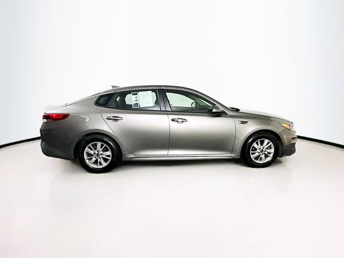 Used 2016 Kia Optima LX image 10