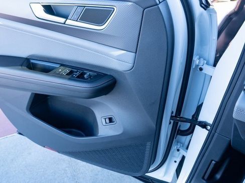 New 2026 Volkswagen Atlas Peak Edition image 26