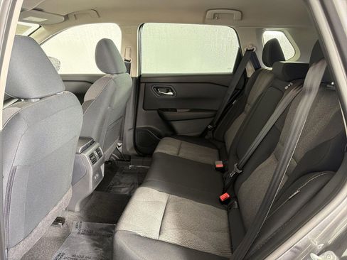 Used 2024 Nissan Rogue SV image 25