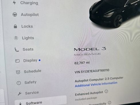 Used 2018 Tesla Model 3 Mid Range image 13