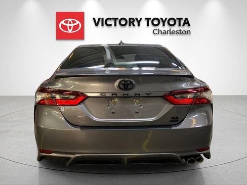 Used 2023 Toyota Camry SE w/ Blackout Package (TMS) image 4