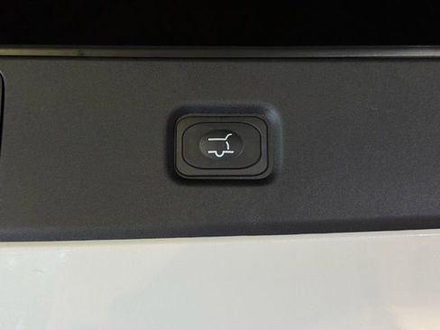 New 2026 Lincoln Navigator Reserve w/ Jet Appearance Package image 11