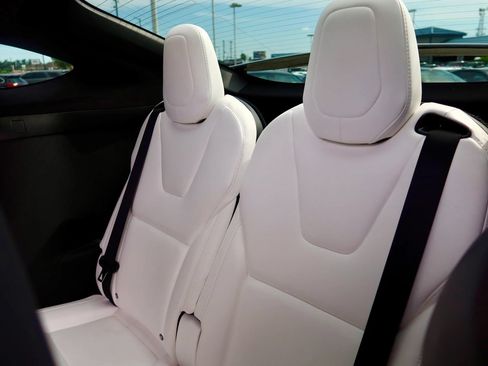 Used 2018 Tesla Model X 100D AWD/4WD image 18