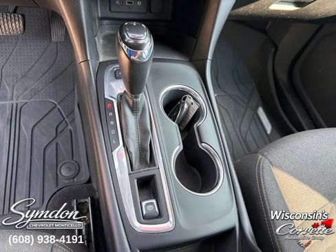 Used 2019 Chevrolet Equinox LT AWD/4WD image 14