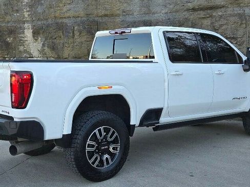 Used 2022 GMC Sierra 2500 AT4 w/ AT4 Premium Plus Package image 7