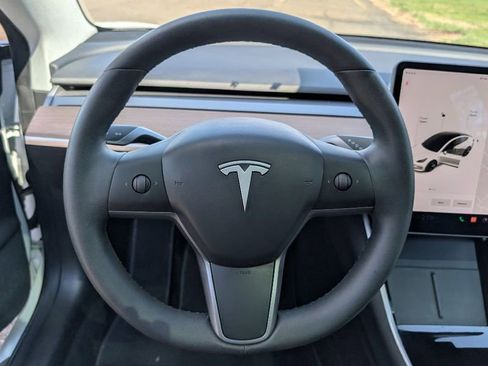 Used 2020 Tesla Model 3 Long Range AWD/4WD image 19