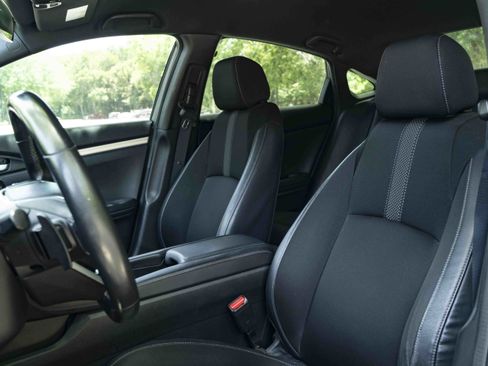 Used 2020 Honda Civic Sport image 17