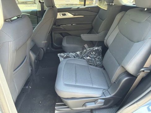 New 2026 Ford Explorer Active image 21