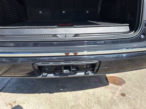 Used 2020 GMC Yukon XL Denali w/ Denali Premium Package RWD image 30
