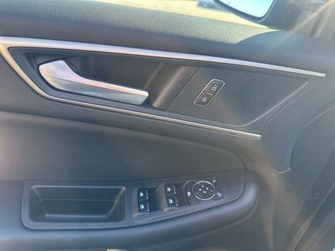 Used 2024 Ford Edge SEL w/ Convenience Package image 16