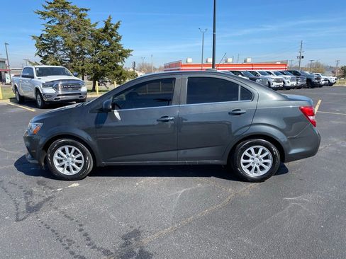 Used 2020 Chevrolet Sonic LT w/ Convenience Package FWD image 6