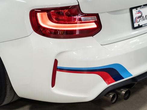 Used 2017 BMW M2 RWD image 28