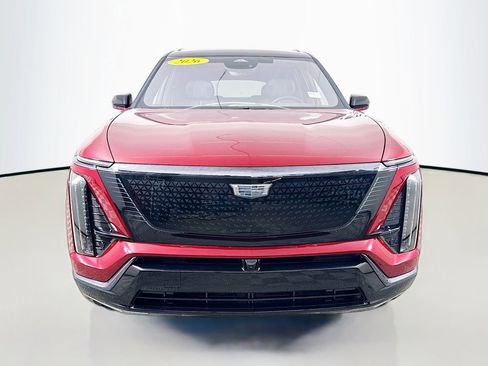 Used 2026 Cadillac Vistiq Sport w/ LPO, Floor Liner Package AWD/4WD image 2