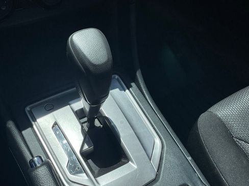 Used 2020 Subaru Impreza 2.0i image 5