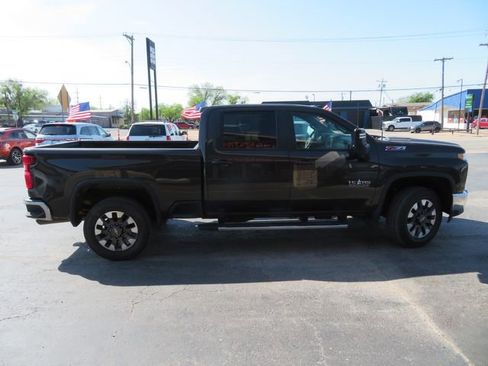 Used 2021 Chevrolet Silverado 2500 LT w/ Texas Edition image 4