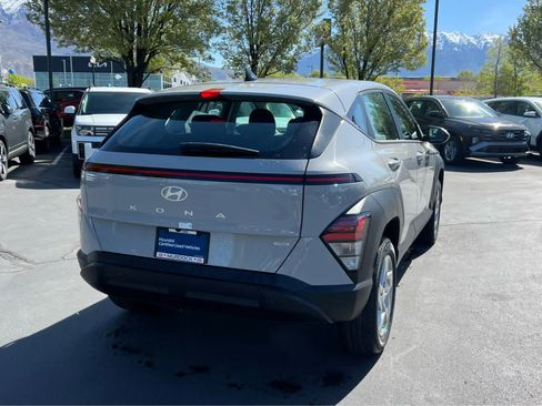 Certified 2026 Hyundai Kona SE image 8