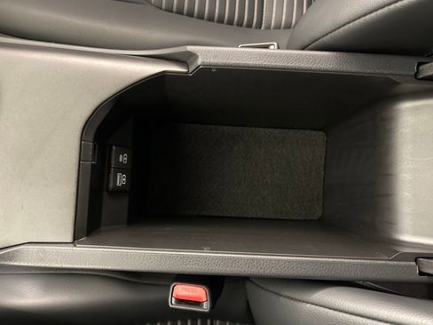 Certified 2024 Toyota Camry SE image 23