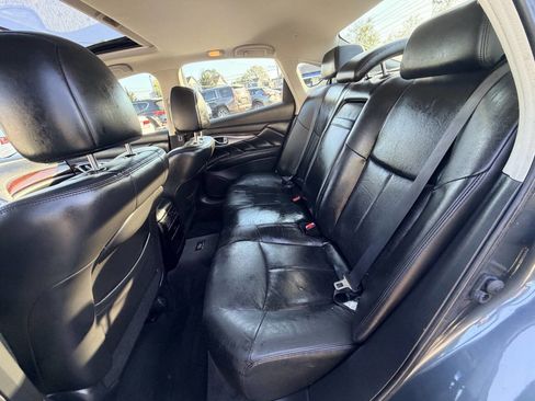 Used 2011 INFINITI M37 x w/ Premium Pkg image 22