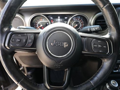 Used 2020 Jeep Gladiator Sport w/ Quick Order Package 24S AWD/4WD image 16
