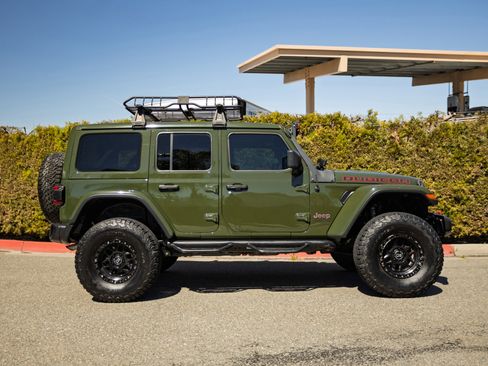 Used 2021 Jeep Wrangler Unlimited Rubicon image 4