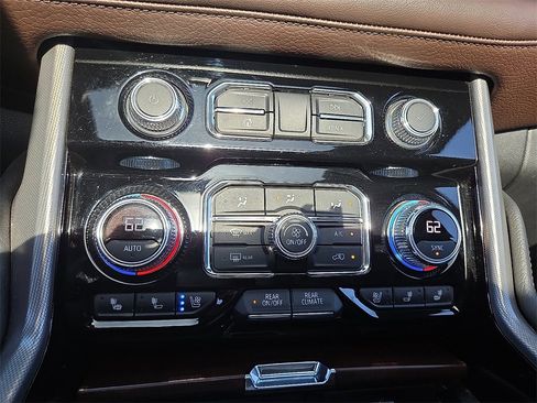 Used 2022 GMC Yukon Denali w/ Max Trailering Package image 14