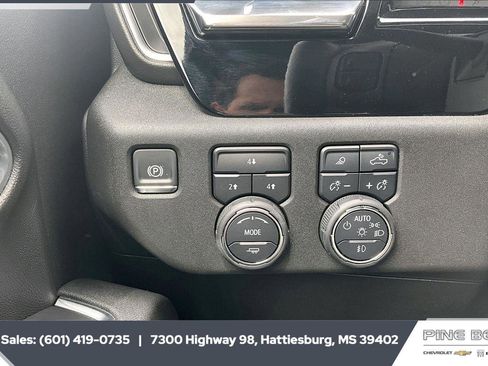 Used 2025 Chevrolet Silverado 2500 LT w/ All Star Edition image 23