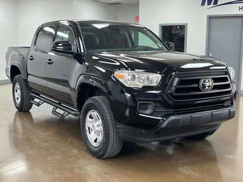 Used 2021 Toyota Tacoma SR w/ SR Convenience Package RWD image 3