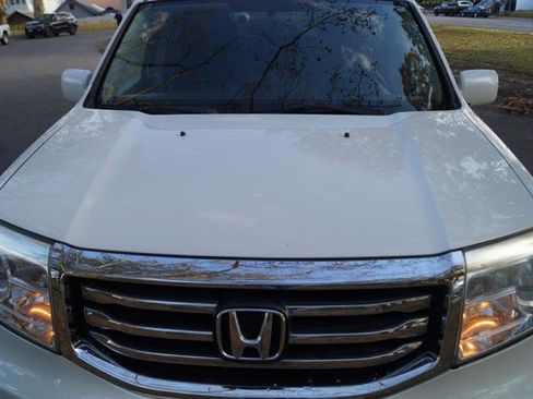 Used 2014 Honda Pilot Touring image 2
