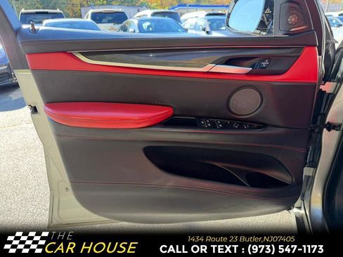Used 2016 BMW X5 M image 13